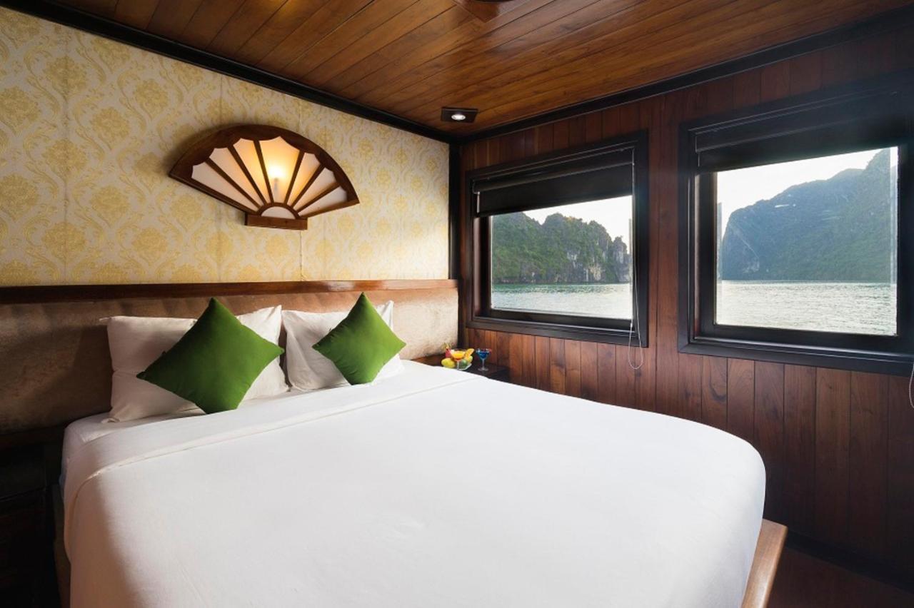 Garden Bay Premium Cruise Hotel Hạ Long-öböl Kültér fotó